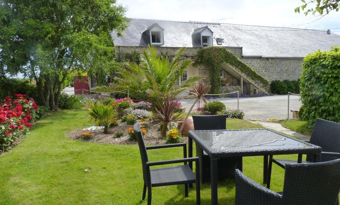 Bed and Breakfast Lanévry, Korrigan à Kerlaz Extérieur photo